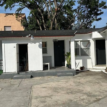 Villa Clara Suite - Little Havana Маями Екстериор снимка