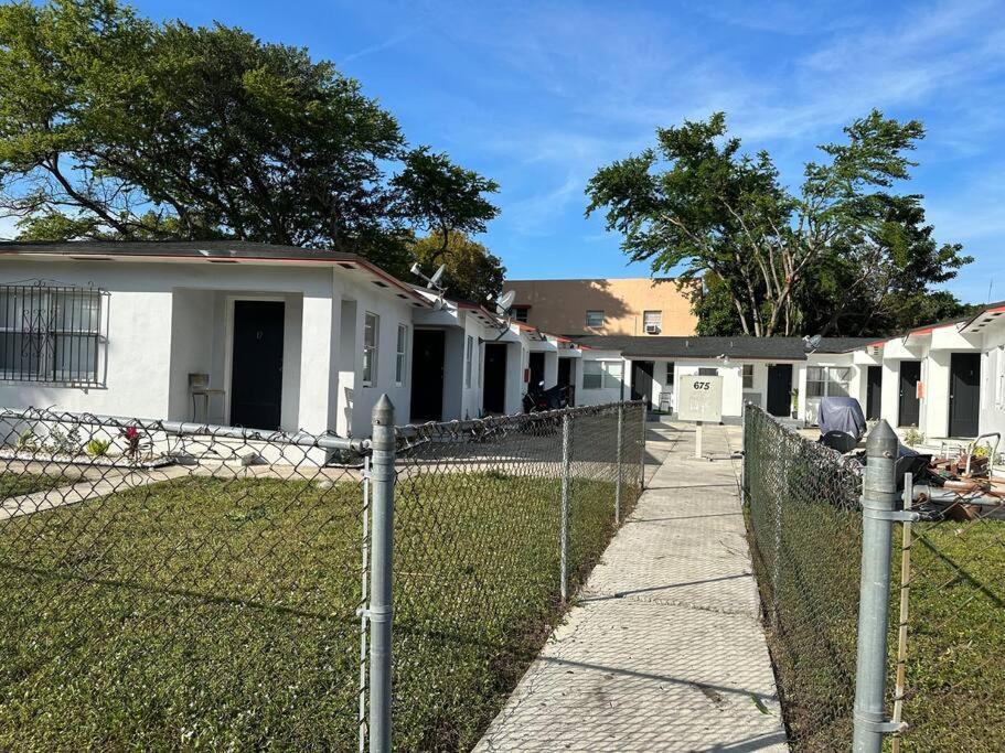 Villa Clara Suite - Little Havana Маями Екстериор снимка